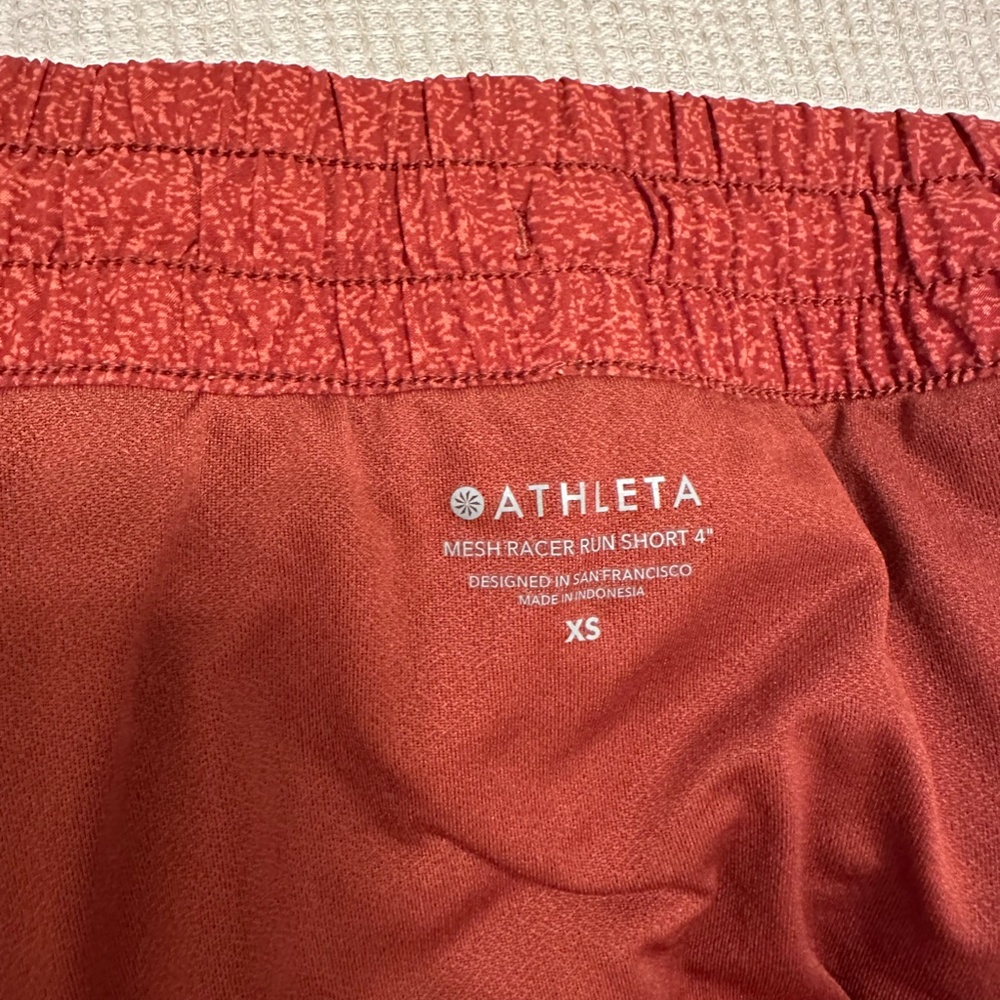 Athleta Mesh Racer Run Short 4" - Picture 6 of 6